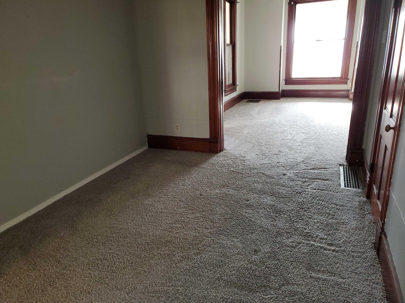 1105 Avenue F, photo 5 of 6